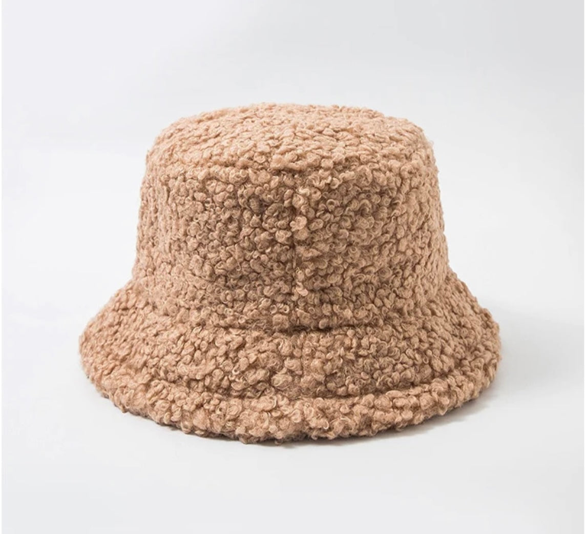 Sherpa bucket hat